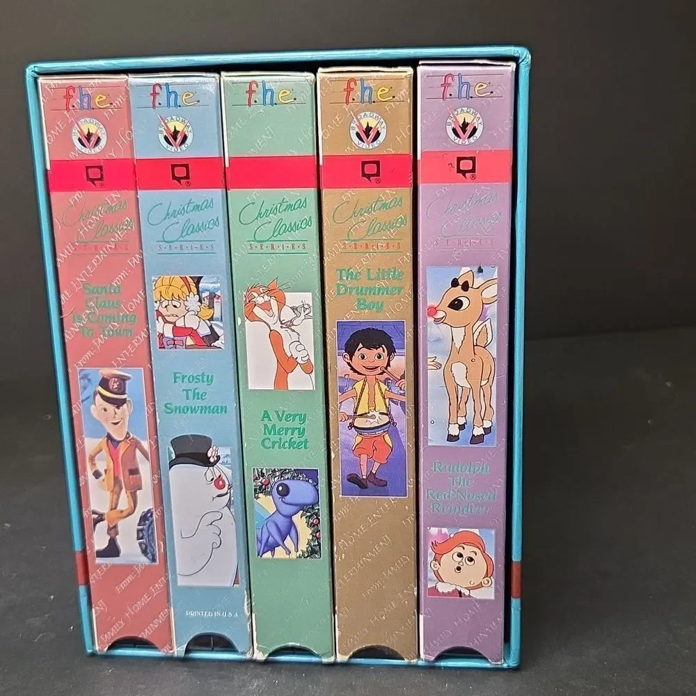 Rudoloh The Red Nosed Reindeer Collection. Lights, Movies,‎ Book